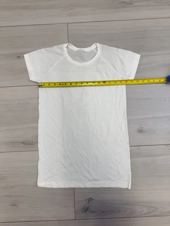 Lululemon + Basic Athletic 3 Pack BUNDLE Short Sleeve Running Shirts Sz M/L - Picture 8 of 10